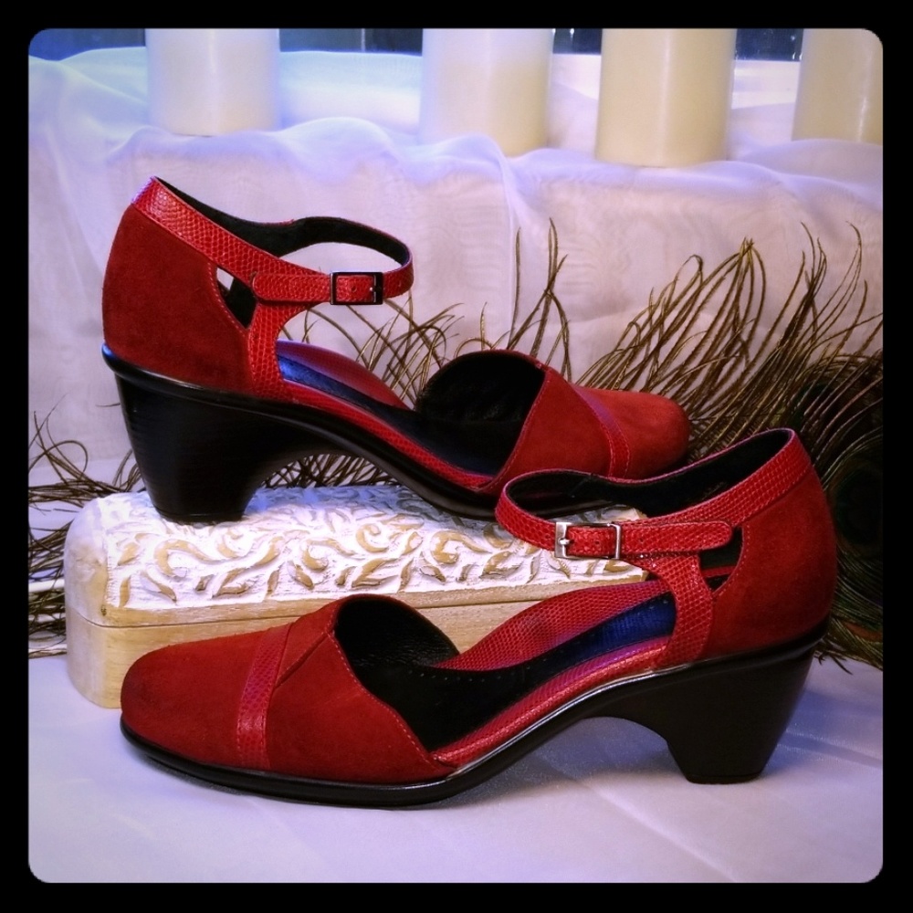 Dansko Red 2" Clogs